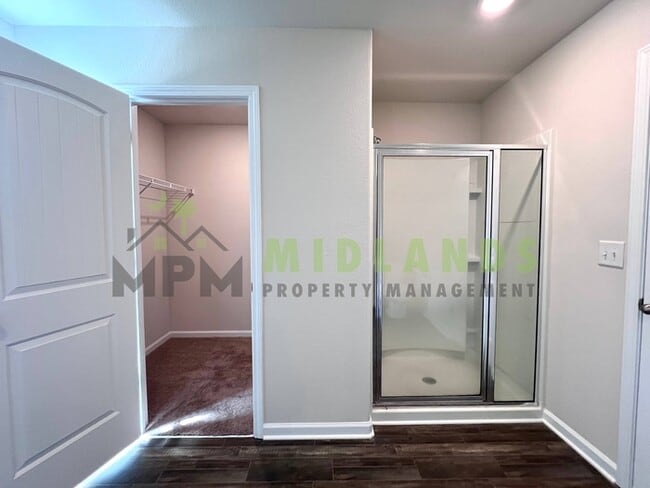 Building Photo - 645 Wild Tulip Ct