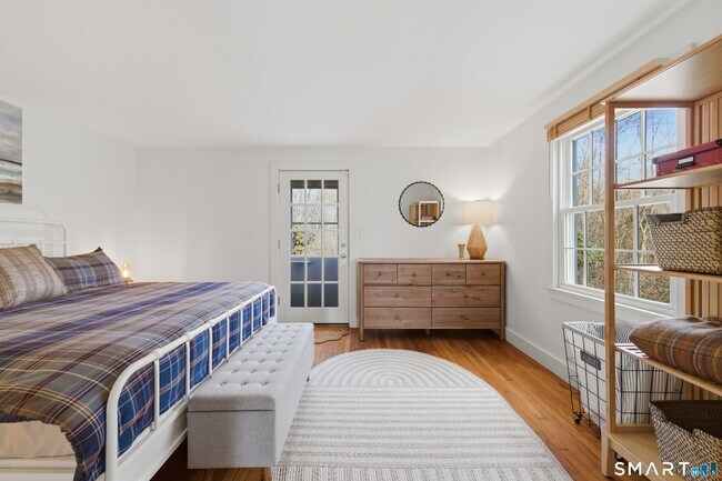 Building Photo - 12 Flanders Rd