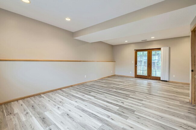 Building Photo - 12740 Eveleth Path