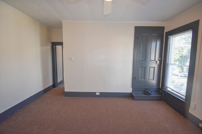Building Photo - RCAR114-116