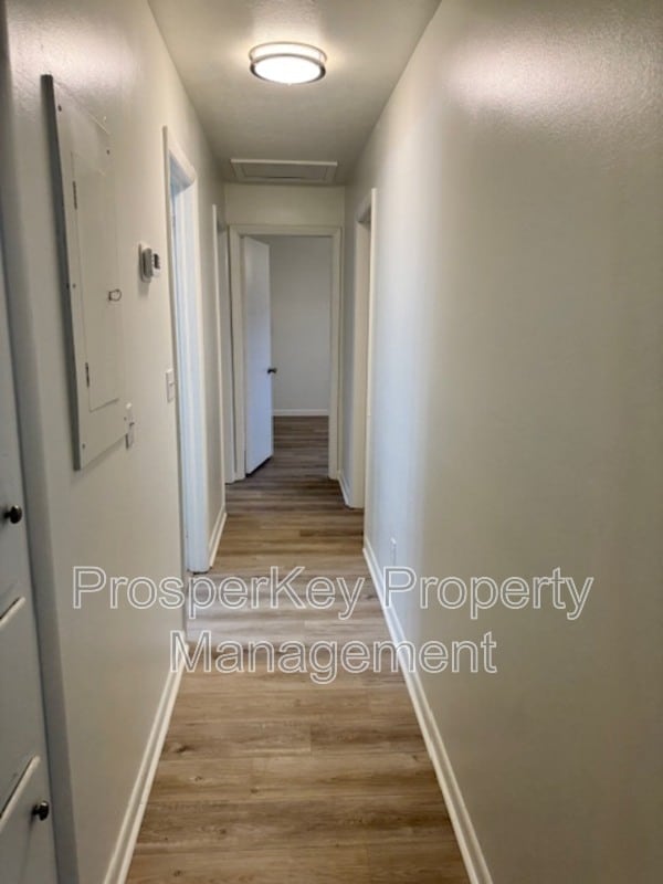 Building Photo - 3021 Emory St