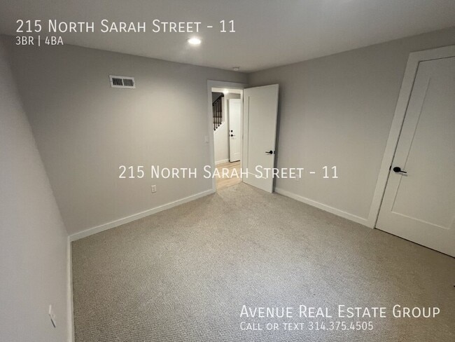 Building Photo - 215 N Sarah St