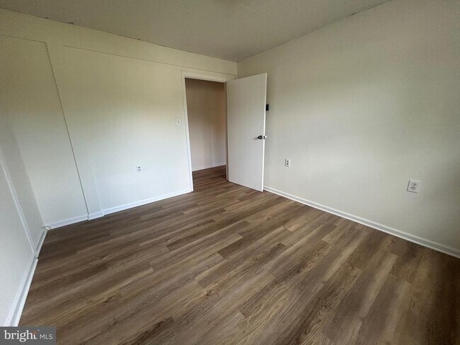 Building Photo - 515 White Horse Pike