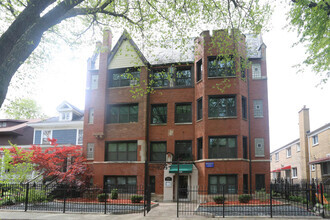 Building Photo - 4617 N Paulina