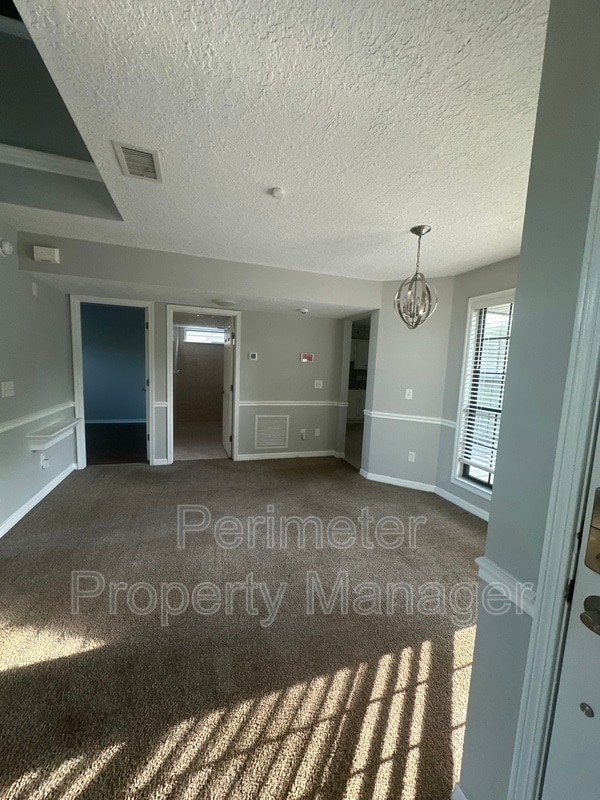 Building Photo - 2867 Lantana Lakes Dr W