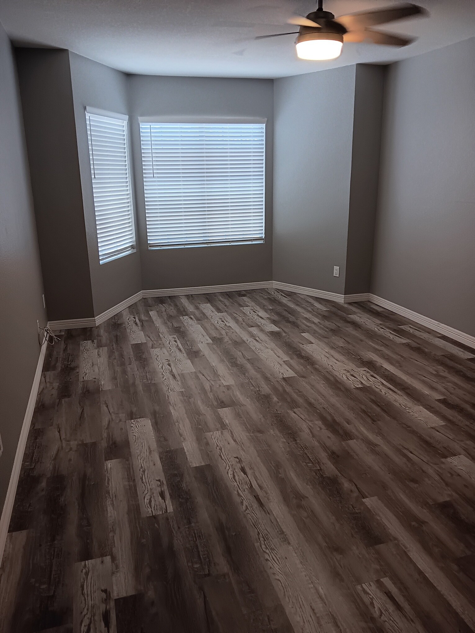 Main Bedroom - 2910 W Marconi Ave