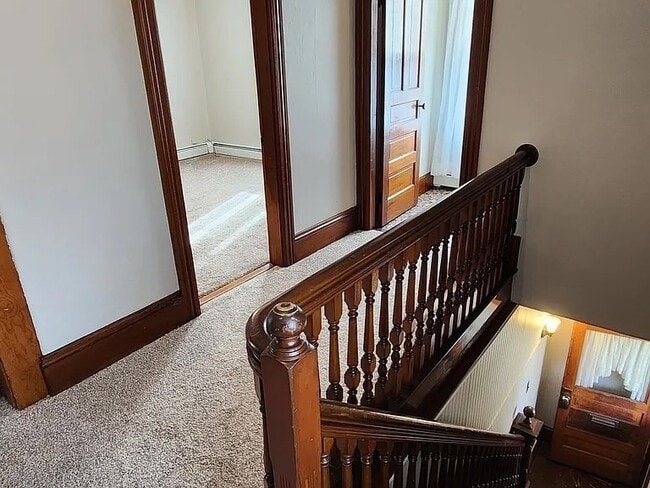 Building Photo - 38 Elmwood B