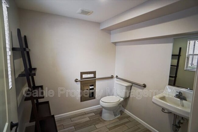 Building Photo - 26261 Prima Way