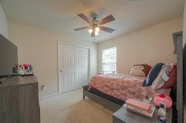 Building Photo - 7619 Sarsaparilla Ln