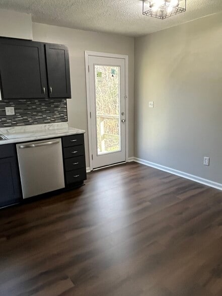 Building Photo - 2501 N 57th St