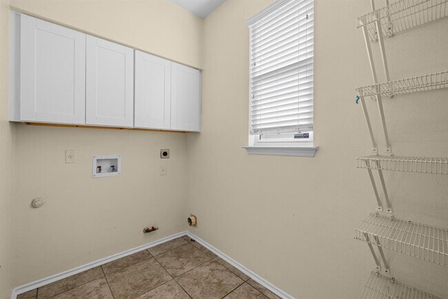 Building Photo - 1142 Stone Forest Trail