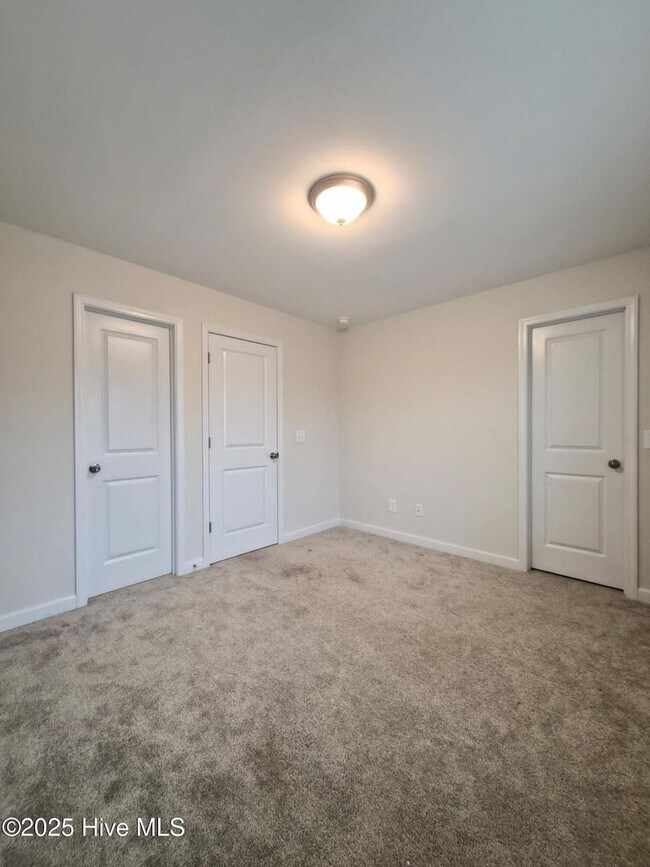 Building Photo - 616 Riggs Rd