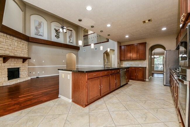 Building Photo - 26011 Pebble Terrane Ln