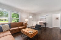 Building Photo - 4302 W 77th Terrace