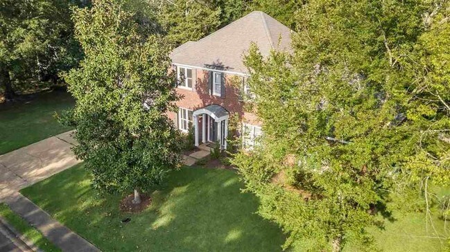 Building Photo - 307 Long Cove Dr