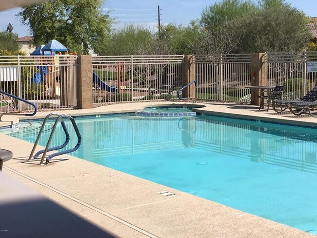 Building Photo - Exquisite Chandler 4 bed 3 bath home with Community Pool!!