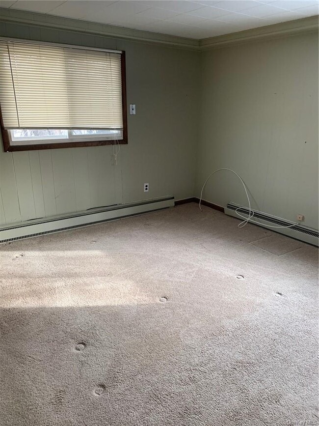 Building Photo - 8 Beech Pl