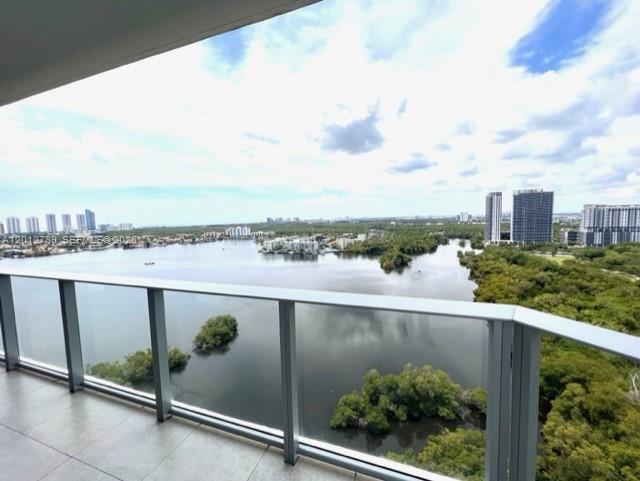 Building Photo - 17111 Biscayne Blvd