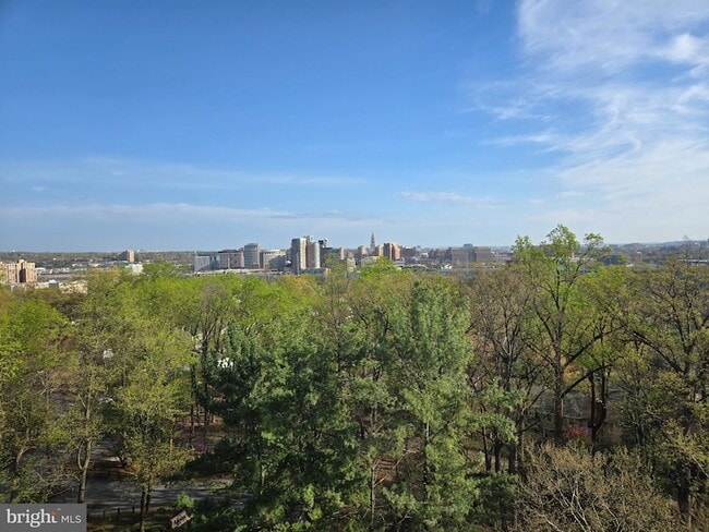 Building Photo - 5903 Mt Eagle Dr