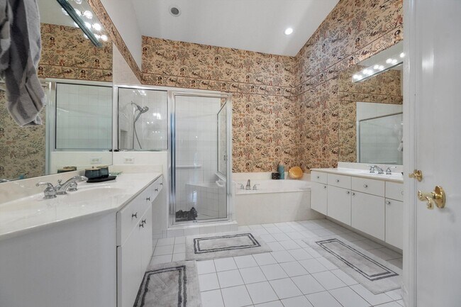 Building Photo - 4677 Carlton Golf Dr