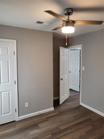 Building Photo - 2009 Sidney St