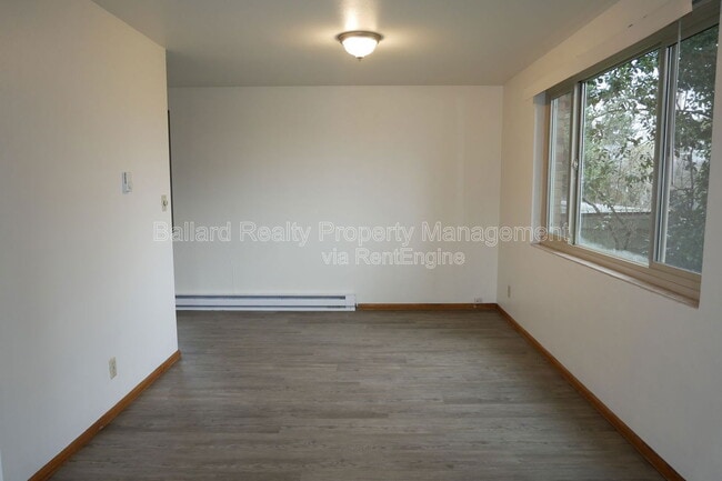 Building Photo - 6402 11th Ave NW