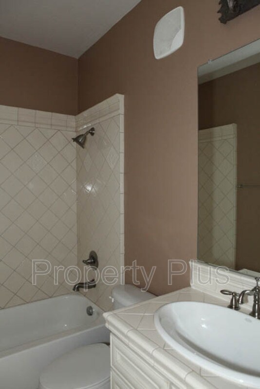 Building Photo - 4443 N 24th Way