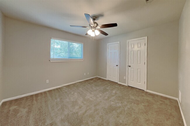 Building Photo - 25819 Oakridge Forest Ln
