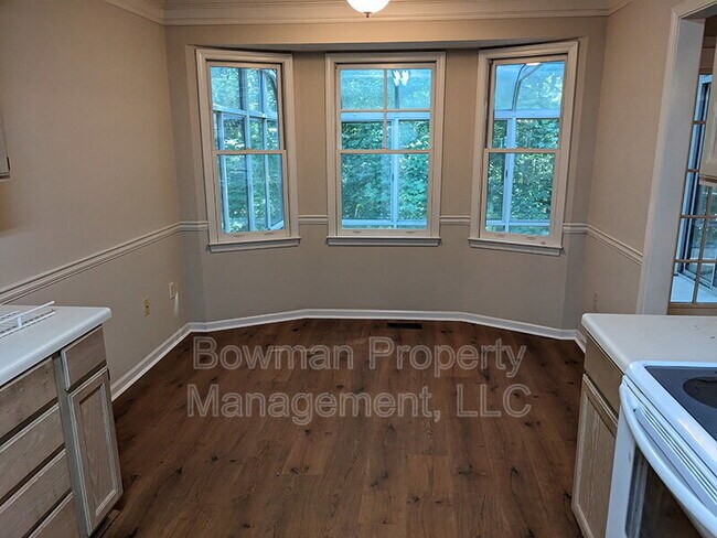 Building Photo - 170 Woodhaven Ridge