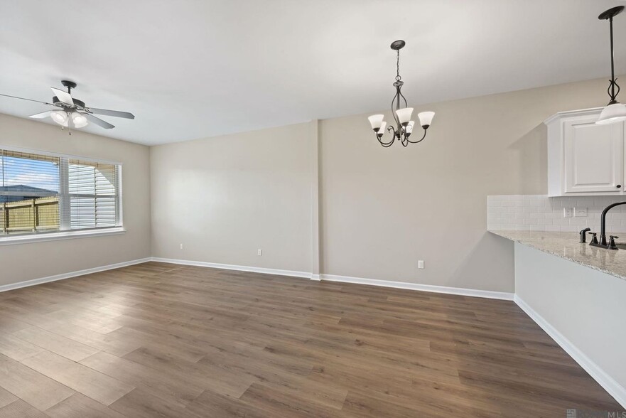 Building Photo - 17455 Berkshire Dr