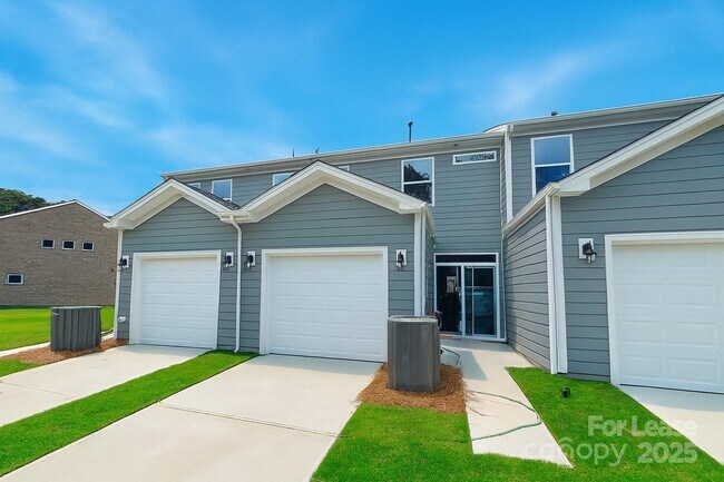 Building Photo - 5577 Stafford Rd