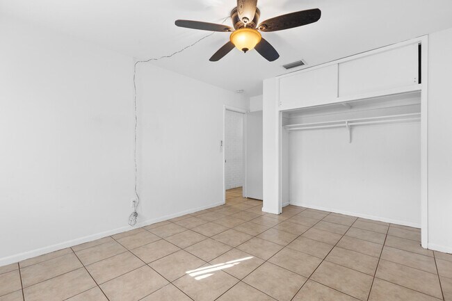 Building Photo - 170 NW 7th St