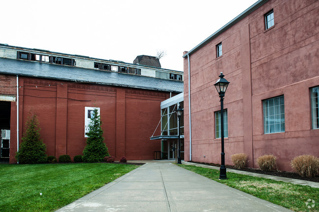 Building Photo - Albemarle Square