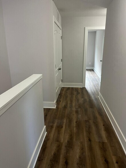Hall - 1042 McLain Rd