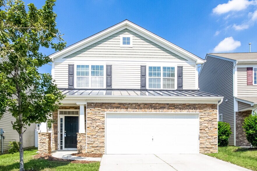 Primary Photo - 812 Old Forester Ln