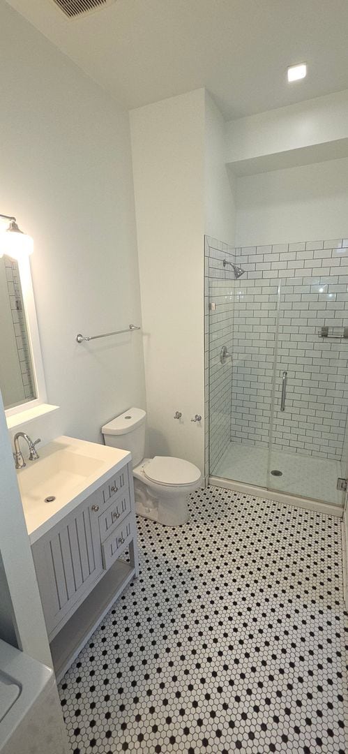 Building Photo - RAZDCPROPERTIES TRUST