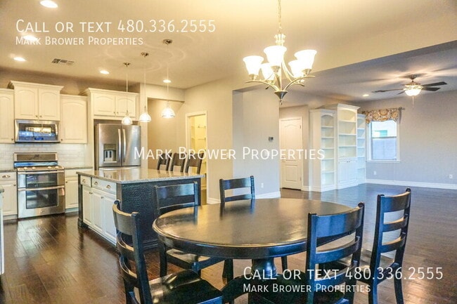 Building Photo - 3016 E Shannon St