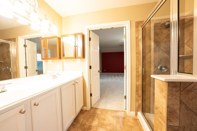 Building Photo - 9517 Eagle Knoll Dr