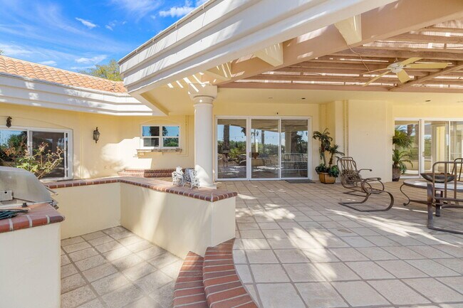 Building Photo - 50180 Vista Montana Rd