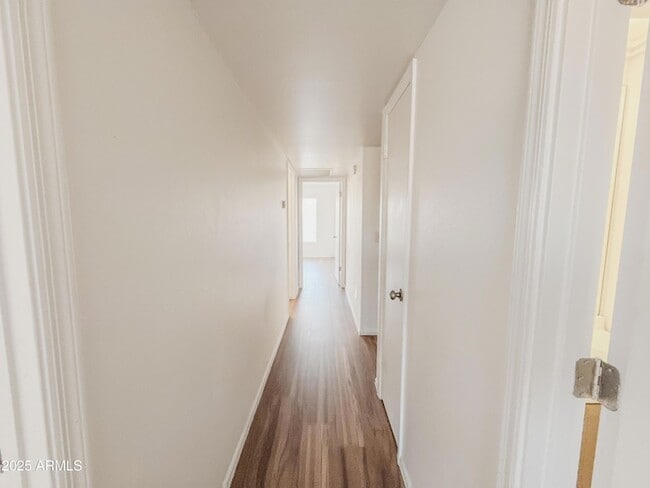 Building Photo - 7027 W Cherry Hills Dr