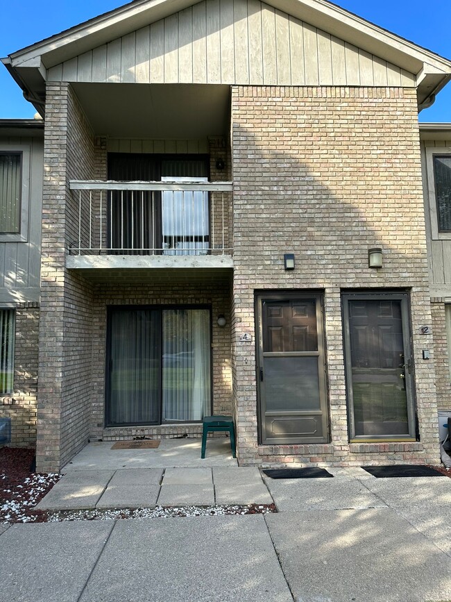 Building Photo - 34790 W 8 Mile Rd