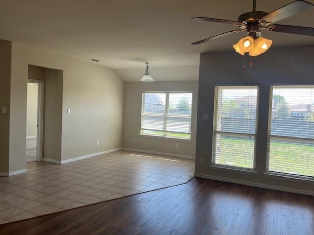 Building Photo - 917 Bird Creek Dr