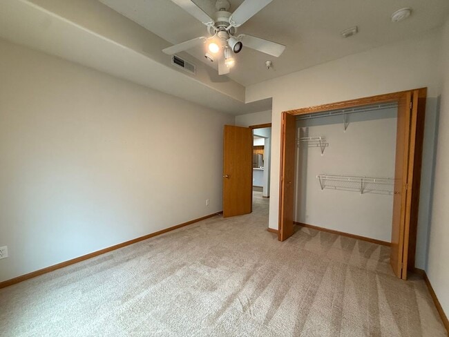 Building Photo - $1,300| 2 Bedroom, 1 Bathroom Condo | No P...