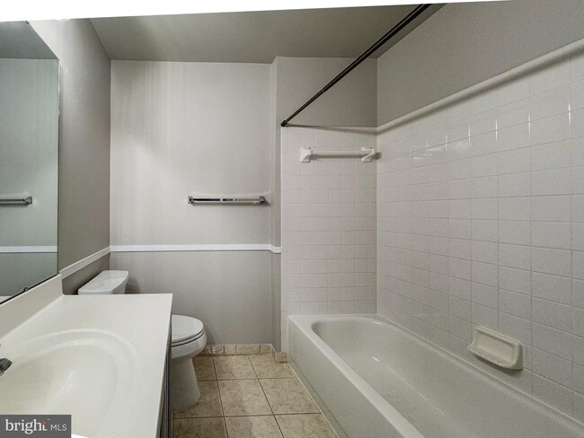 Building Photo - 6337 Littlefield Ct