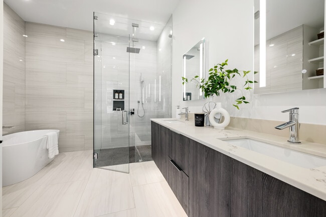 Building Photo - 4705 Walden Ct