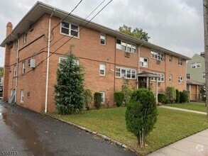 Building Photo - 745-751 Hazard Pl-745-751