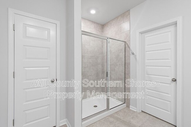 Building Photo - 343 Empyrean Cir