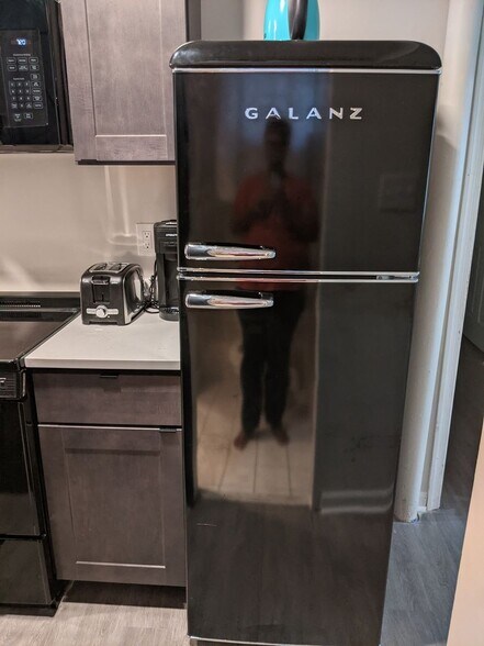 Building Photo - 2713 Fort Baker Dr SE