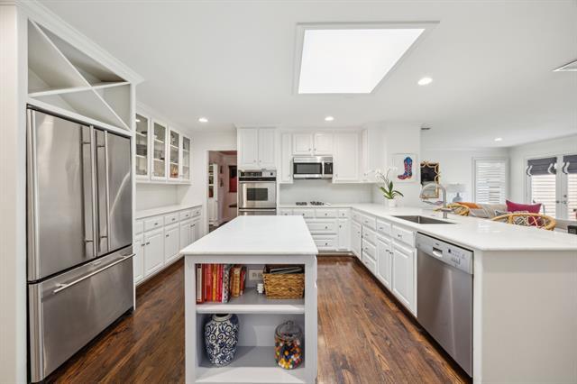 Building Photo - 6505 Woodland Dr