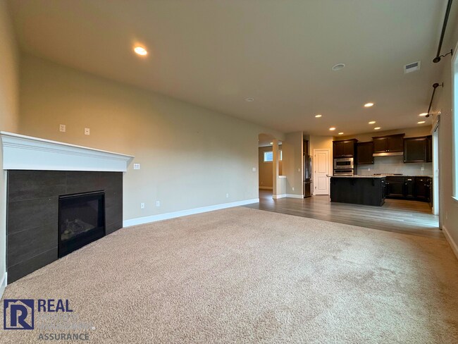Building Photo - 15584 SW Thrush Ln